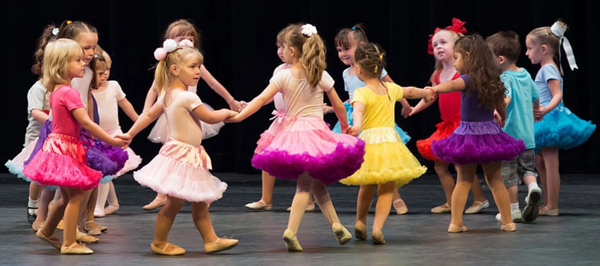 Group Of LaVida Kids Dance