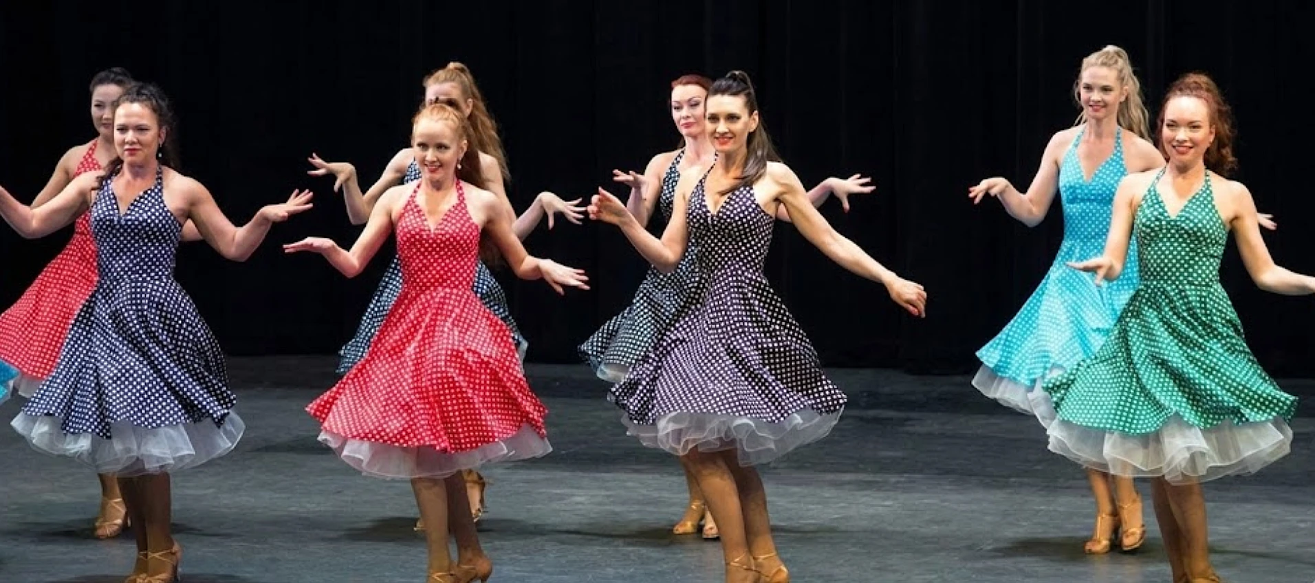 Group Of LaVida Ladies Dance