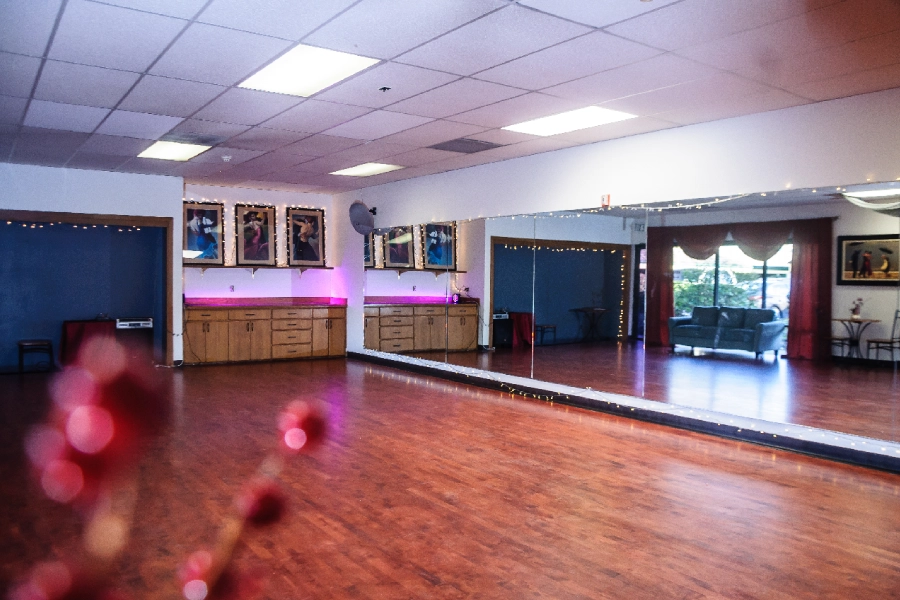 Studio A Mirror